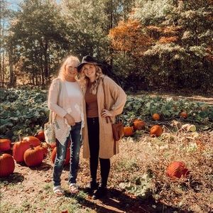 Meet your Posher, Lori